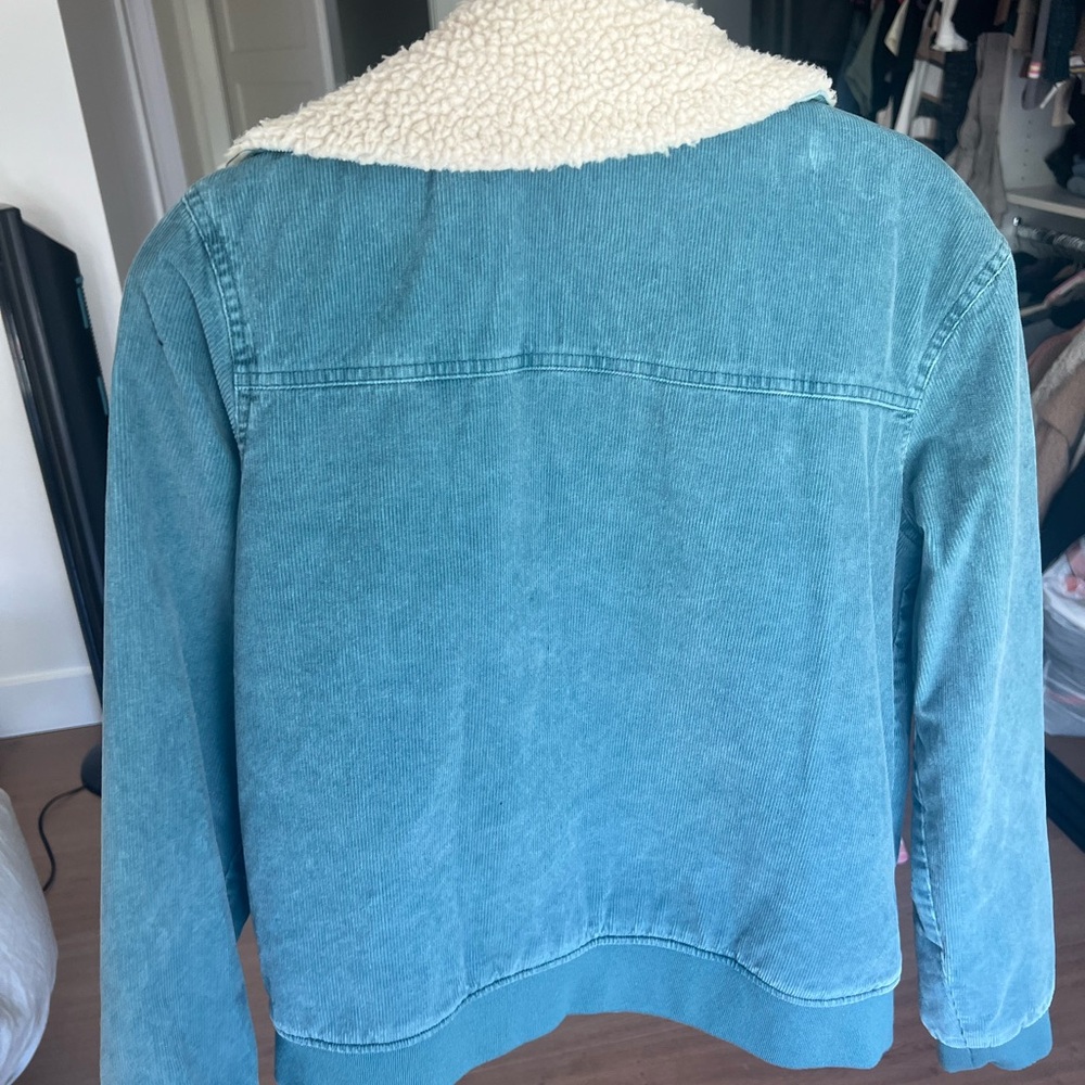 Roxy Cream and Black Sherpa Jacket - Picture 2 of 3